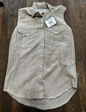 New with Tags Vintage Soho Compagnie Sleeveless Striped Button Down Shirt Size M